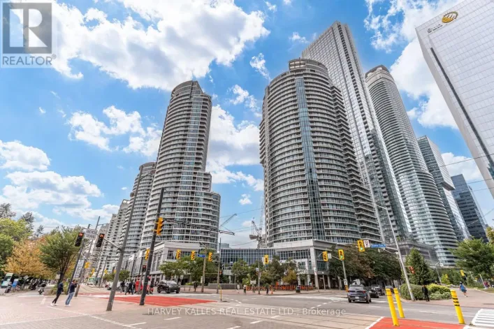 Apartment for rent: 610 - 8 YORK STREET, Toronto