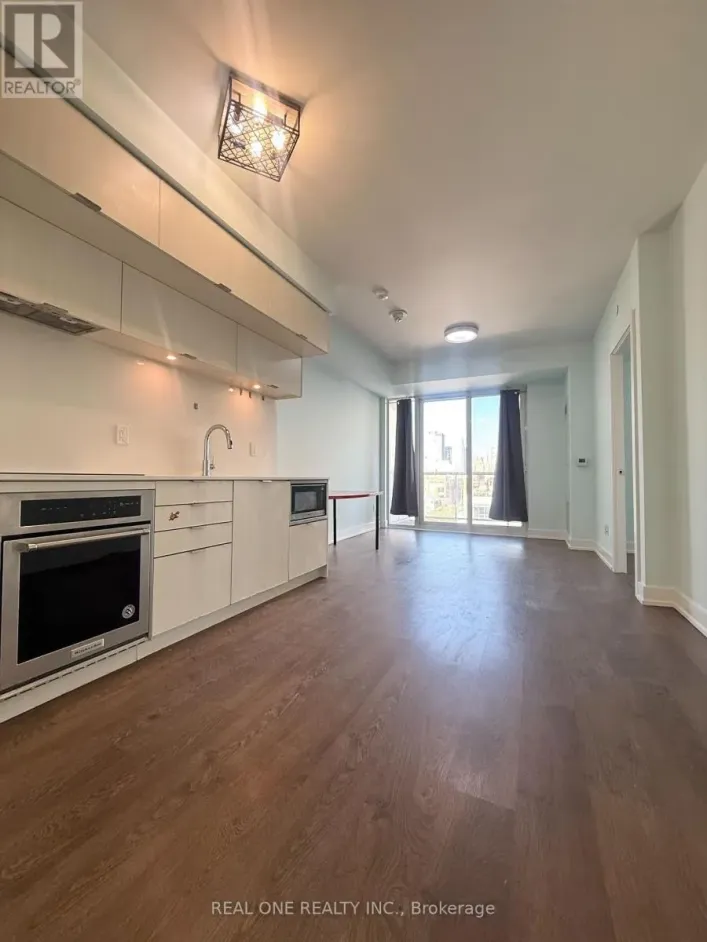 610 - 80 VANAULEY STREET, Toronto