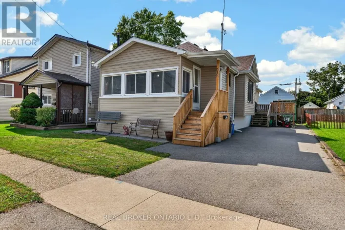 610 STEELE STREET, Port Colborne