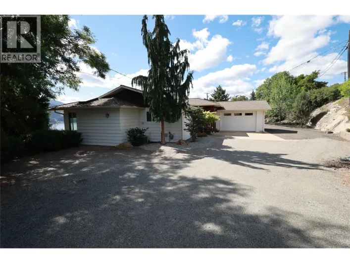 6101 Lipsett Avenue, Peachland