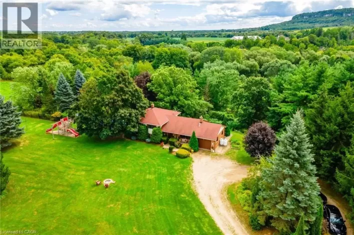 6101 WALKERS Line, Burlington