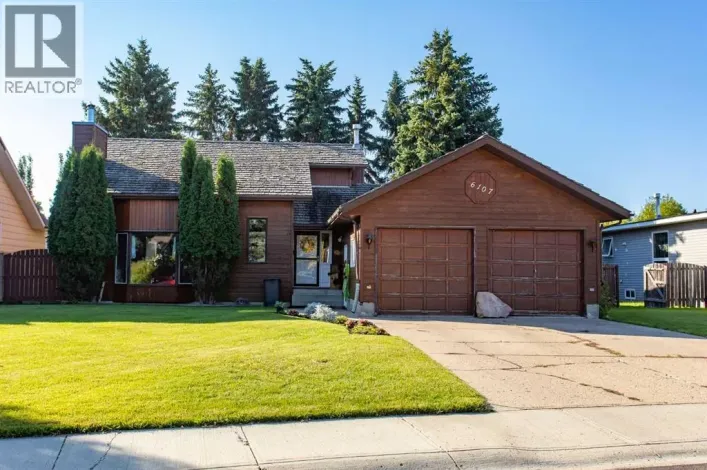 6107 55 Avenue, Ponoka