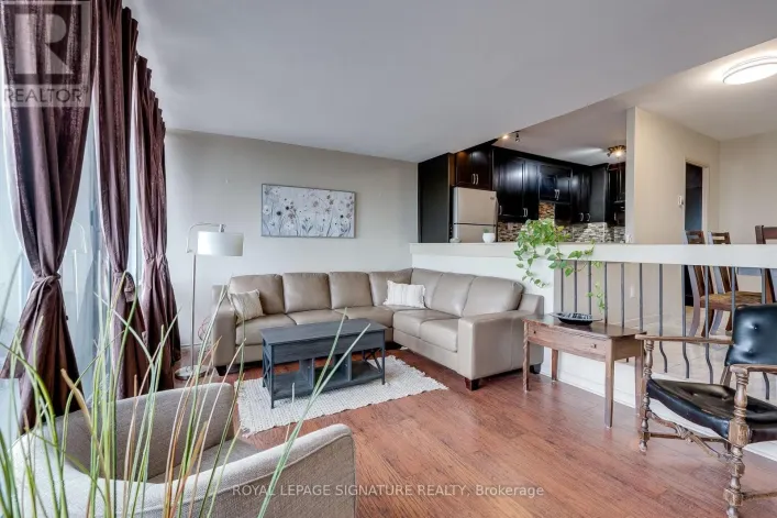 611 - 1 FOUR WINDS DRIVE, Toronto