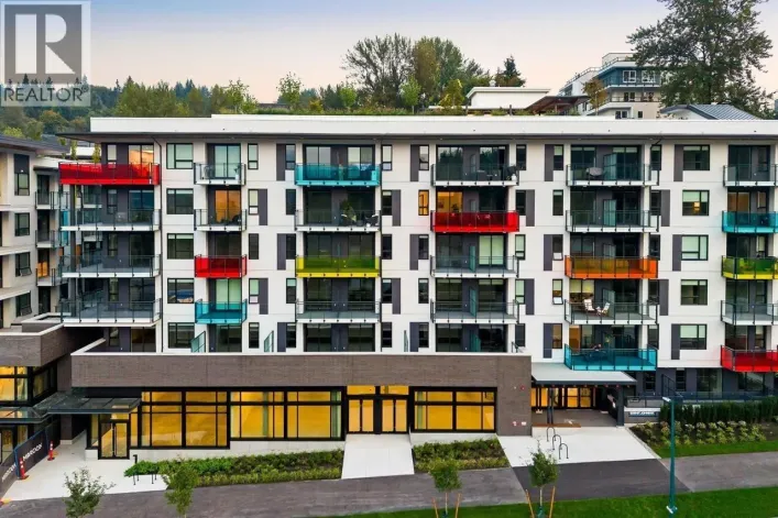611 2015 ST. JOHNS STREET, Port Moody