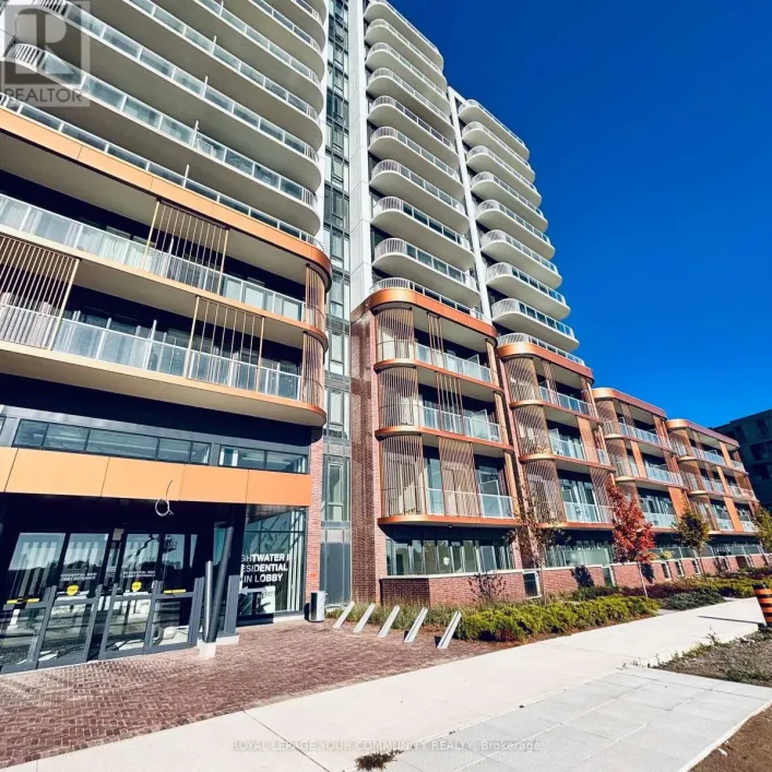 611 - 220 MISSINNIHE WAY, Mississauga