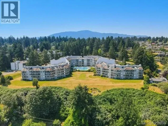 611 2562 Departure Bay Rd, Nanaimo