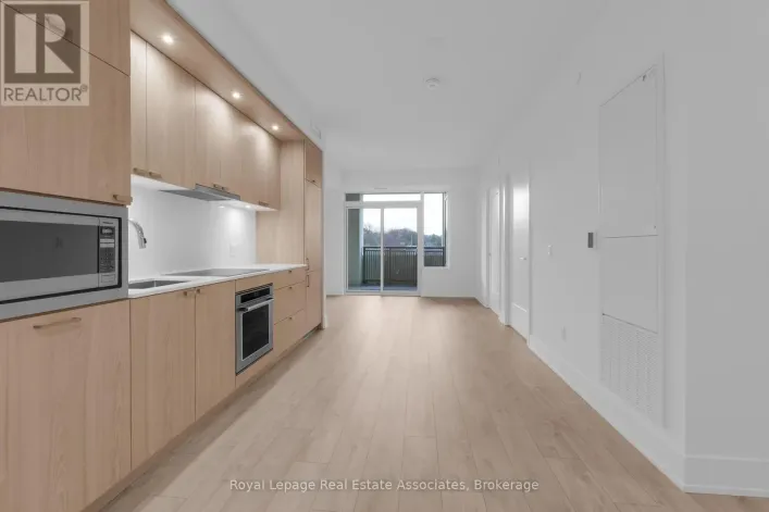 611 - 259 THE KINGSWAY, Toronto