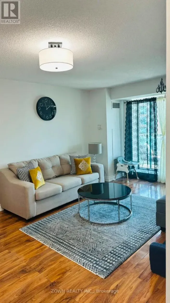 611 - 3 ELLESMERE STREET, Richmond Hill