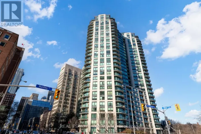 611 - 300 BLOOR STREET E, Toronto