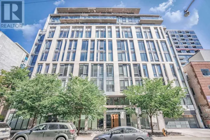 611 - 32 CAMDEN STREET, Toronto