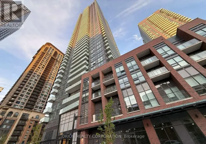 611 - 430 SQUARE ONE DRIVE, Mississauga
