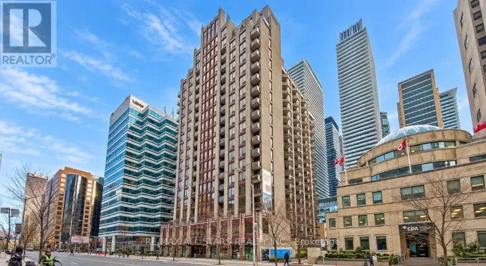611 - 85 BLOOR STREET E, Toronto