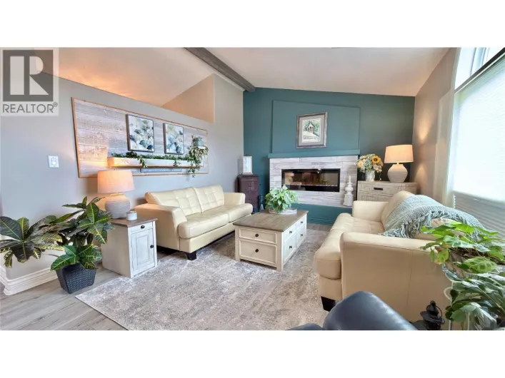 611 Gertrude Street, Midway