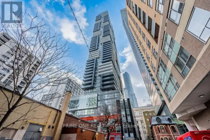 6113 - 7 GRENVILLE STREET, Toronto