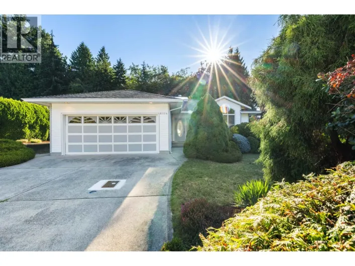 6114 S GALE AVENUE, Sechelt