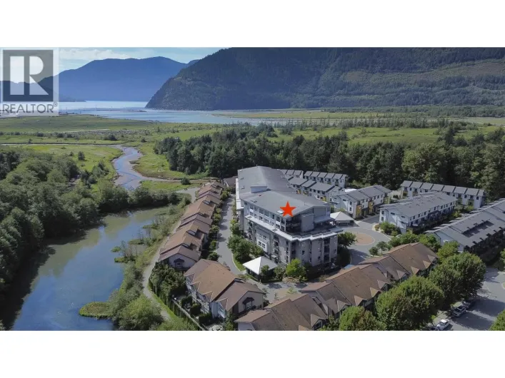 612 1212 MAIN STREET, Squamish