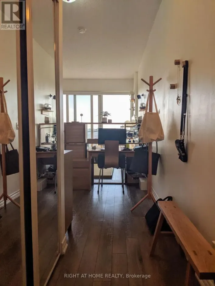 612 - 15 JAMES FINLAY WAY, Toronto