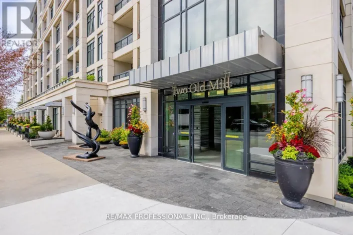 612 - 2 OLD MILL DRIVE, Toronto
