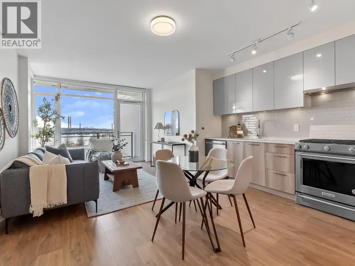 612 258 NELSON'S COURT, New Westminster