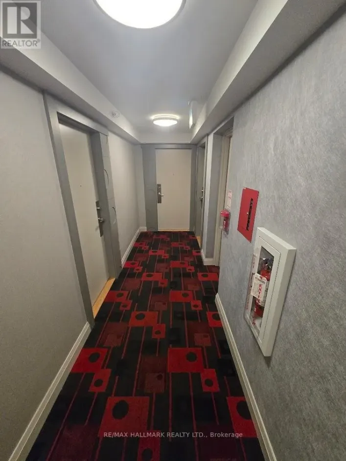 612 - 30 MEADOWGLEN PLACE, Toronto