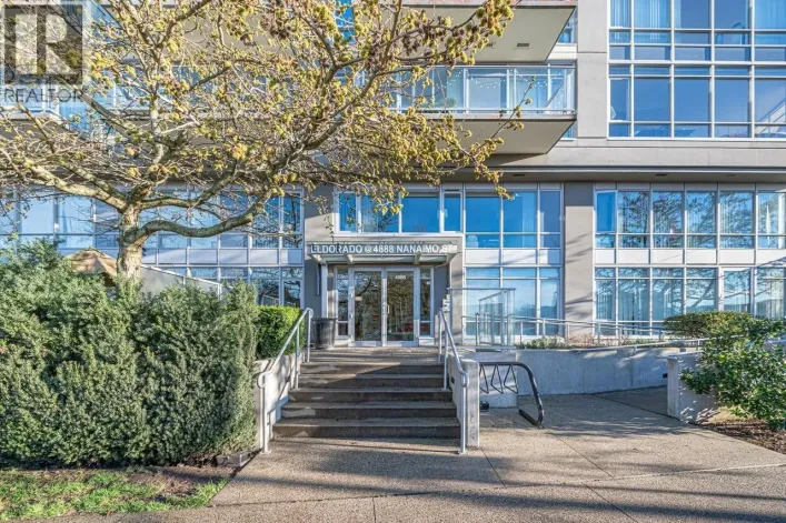 612 4888 NANAIMO STREET, Vancouver