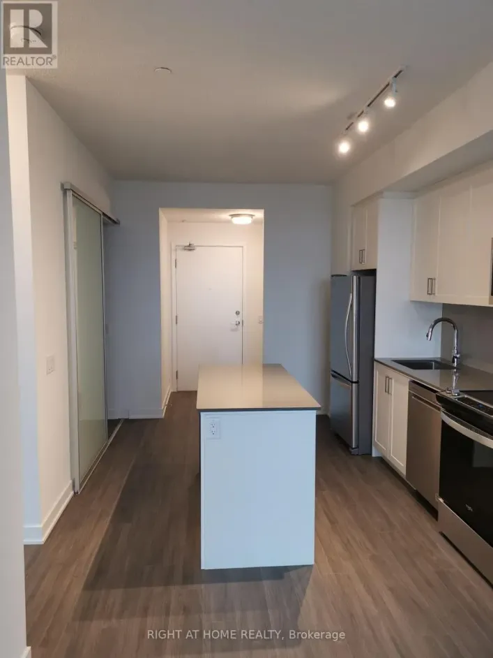 612 - 681 YONGE STREET E, Barrie