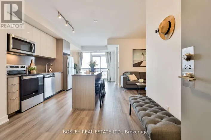 612 - 859 THE QUEENSWAY, Toronto