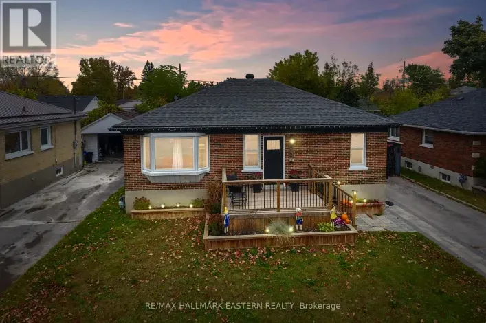 612 CRAWFORD DRIVE, Peterborough