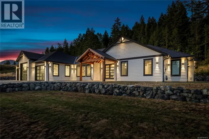 6127 Chase Dr, Port Alberni