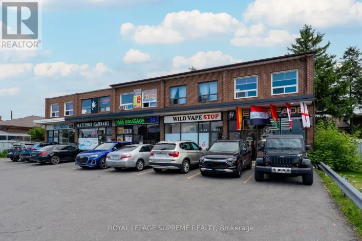 6127 STEELES AVENUE W, Toronto