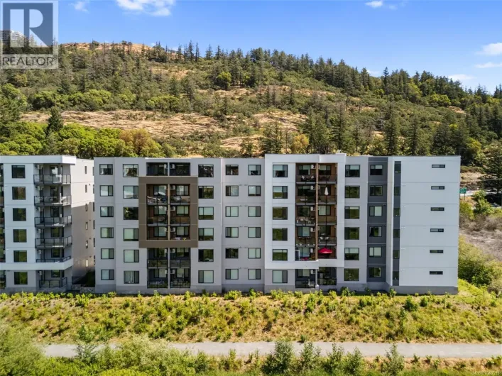 613 1361 Goldstream Ave, Langford