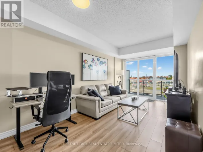 613 - 15 JAMES FINLAY WAY, Toronto