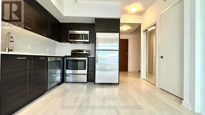 613 - 2212 LAKE SHORE BOULEVARD W, Toronto