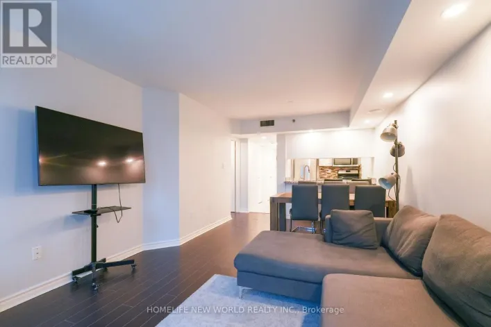 613 - 38 ELM STREET, Toronto