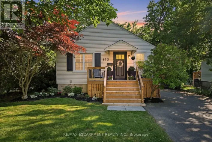 613 CLARK AVENUE, Burlington