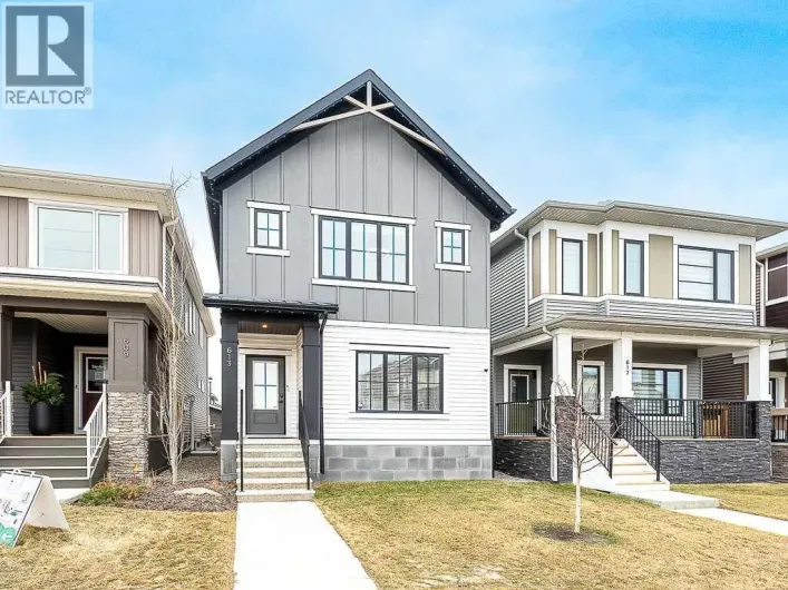 613 Lambeau Link SE, Airdrie