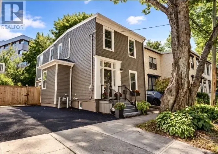 6134 Allan Street, Halifax