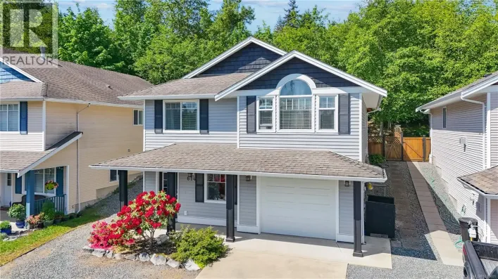 614 Oakwood Rd, Ladysmith