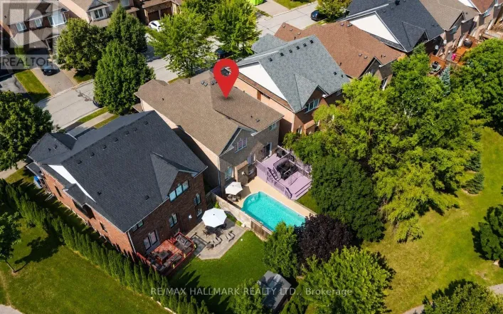 614 SOCIETY CRESCENT, Newmarket