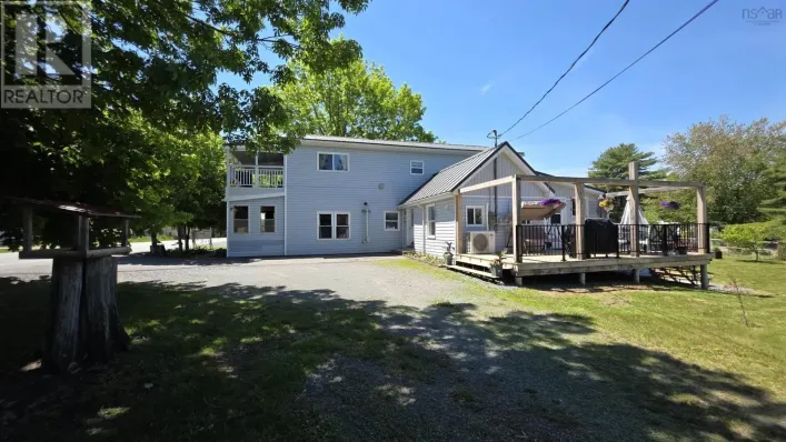 6148 Highway 208, North Brookfield