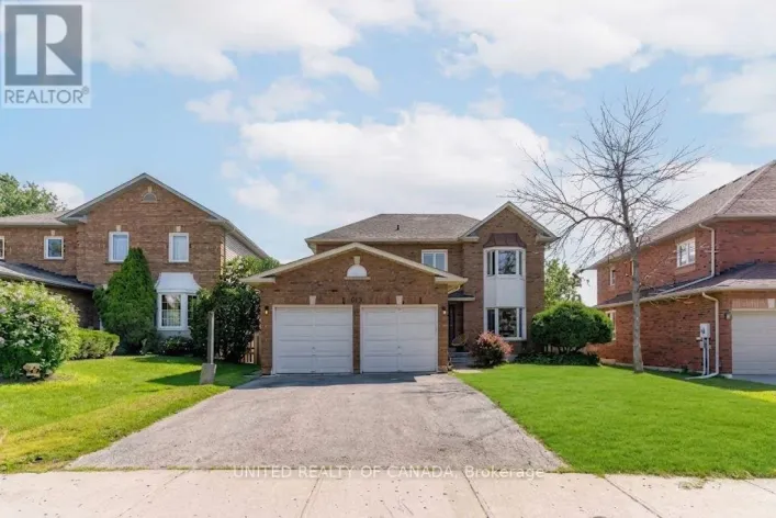 615 SANDFORD STREET, Newmarket