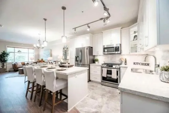 616 11063 RAVINE ROAD, Surrey