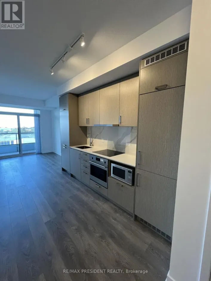 616 - 60 HONEYCRISP CRESCENT, Vaughan