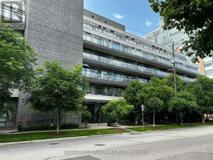 616 - 8 FIELDWAY ROAD, Toronto