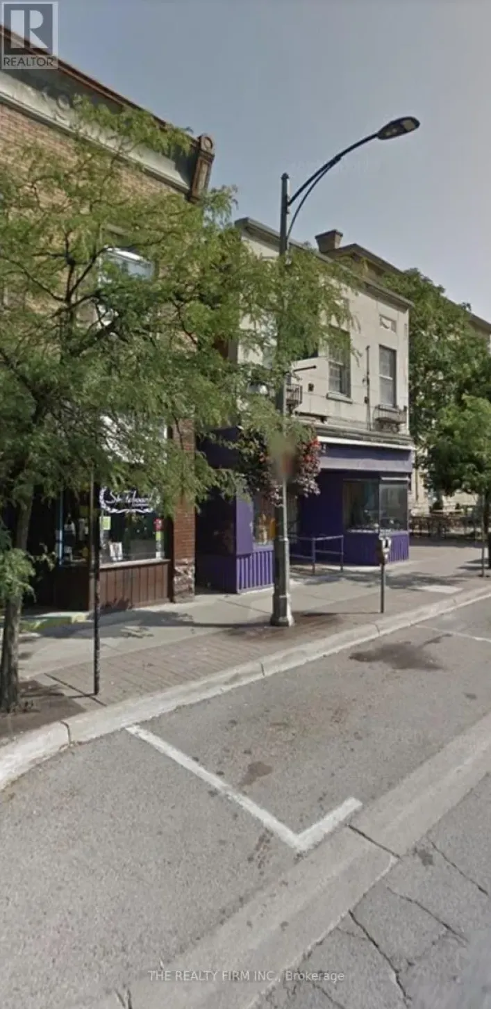 616 DUNDAS STREET E, London East