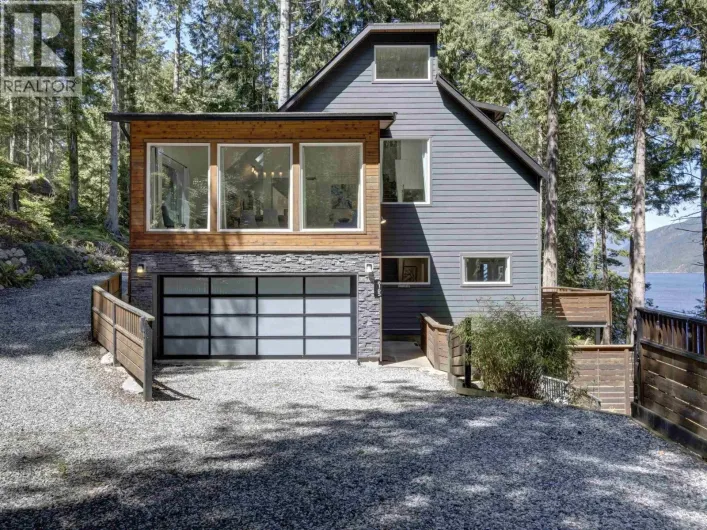 6163-6165 CORACLE DRIVE, Sechelt