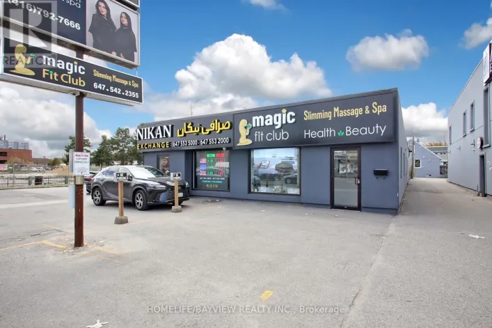 6166 YONGE STREET, Toronto