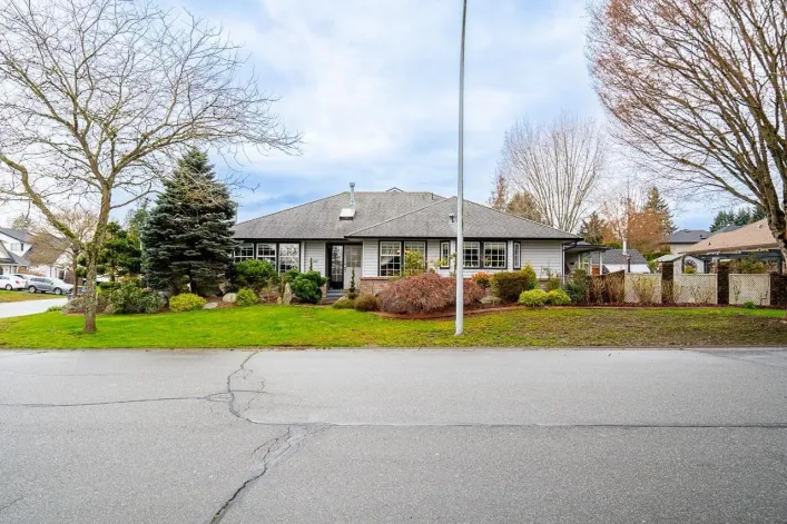 6167 189 STREET, Surrey