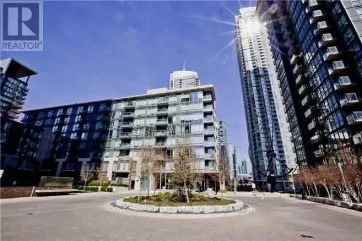 617 - 15 BRUNEL COURT, Toronto