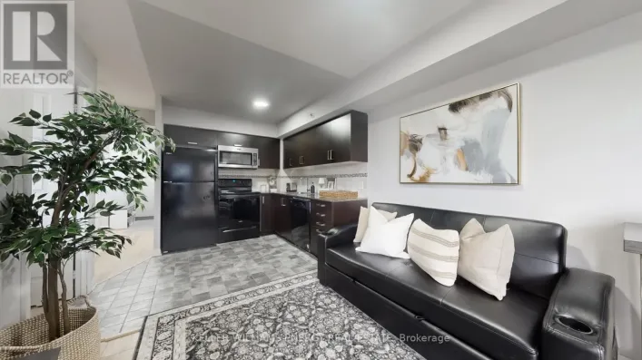 617 - 30 MEADOWGLEN PLACE, Toronto